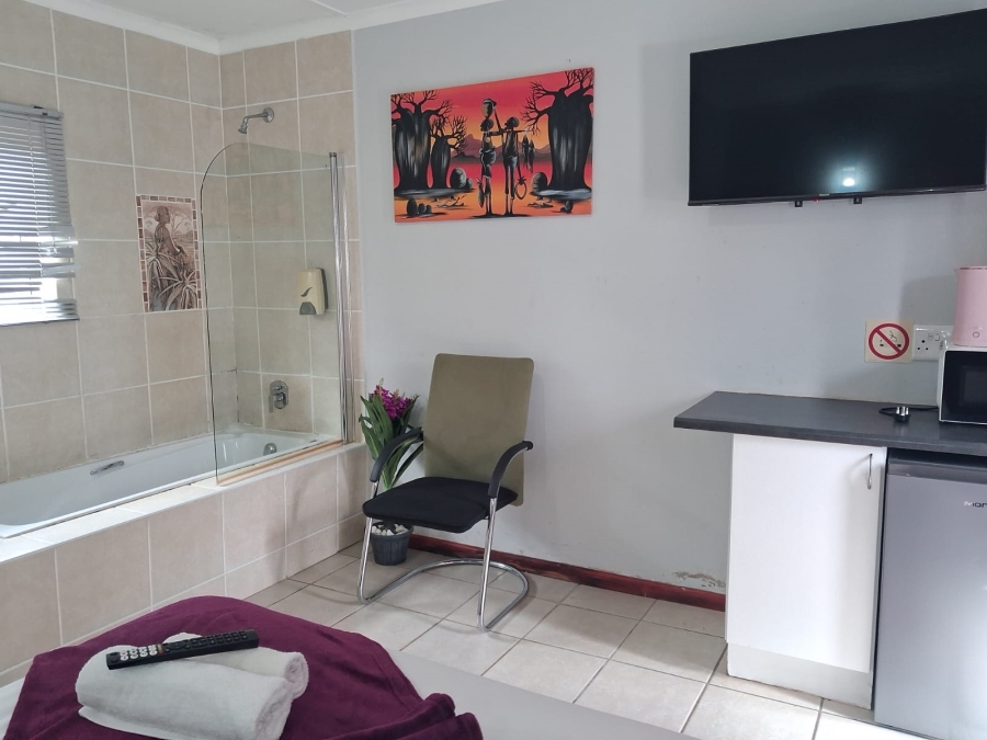 To Let 1 Bedroom Property for Rent in Gonubie North Eastern Cape